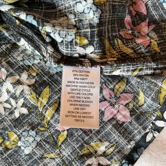 A.N.A. A New Approach Lilith Blouse in Black Floral Print Plus Size Size 2X NWT - Picture 8 of 8